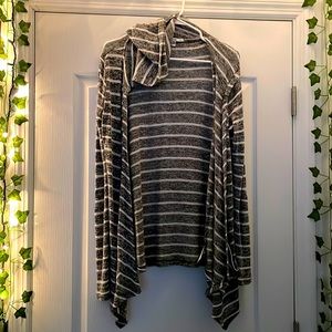 Gray and white shawl with hood $10